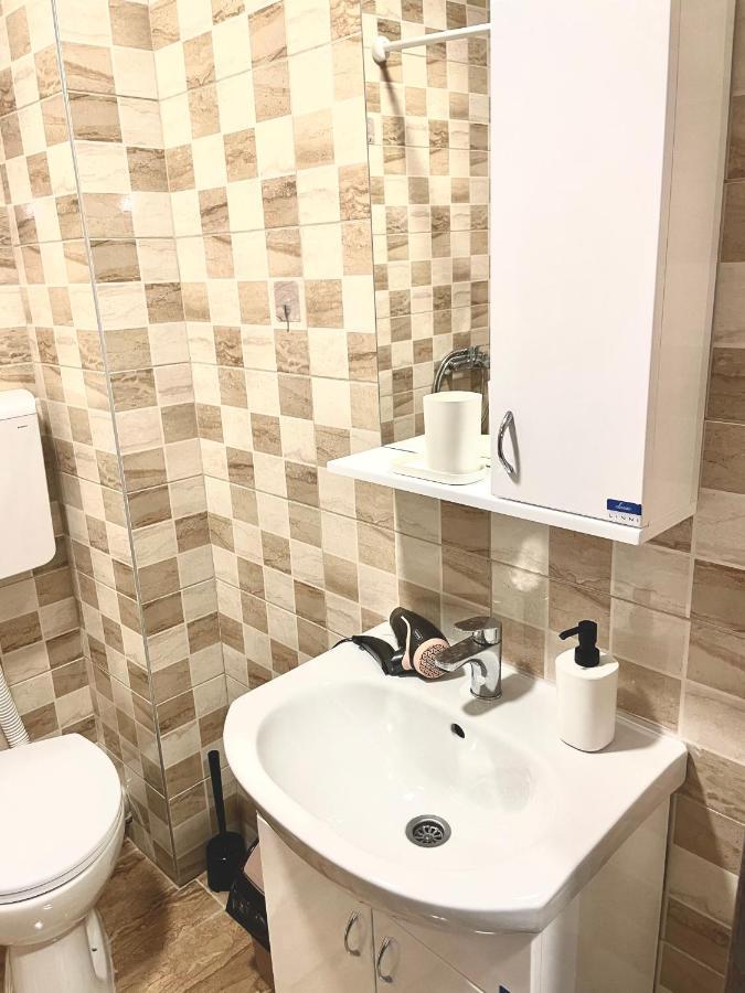 Easy Apartments Ledine Екстериор снимка